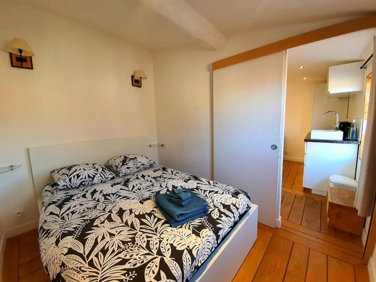 Freshly Tastefully Renovated Apartments In Heart Of Old Antibes Exterior foto