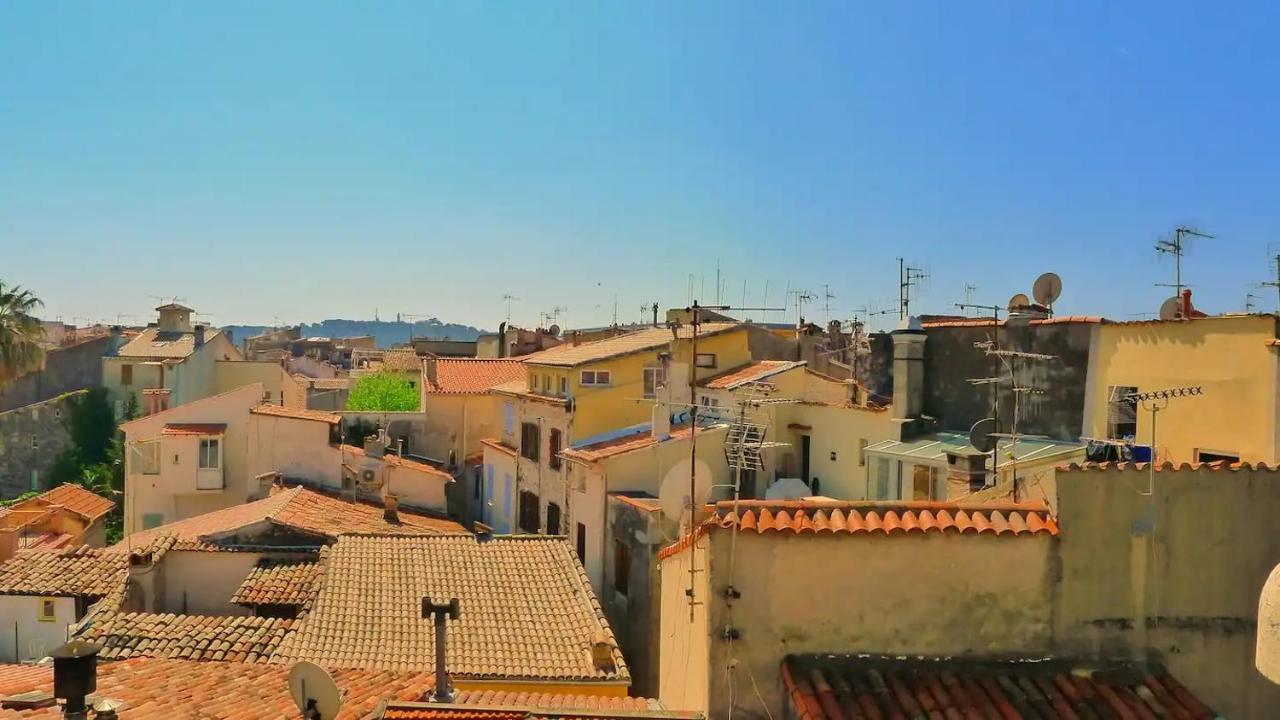 Freshly Tastefully Renovated Apartments In Heart Of Old Antibes Exterior foto